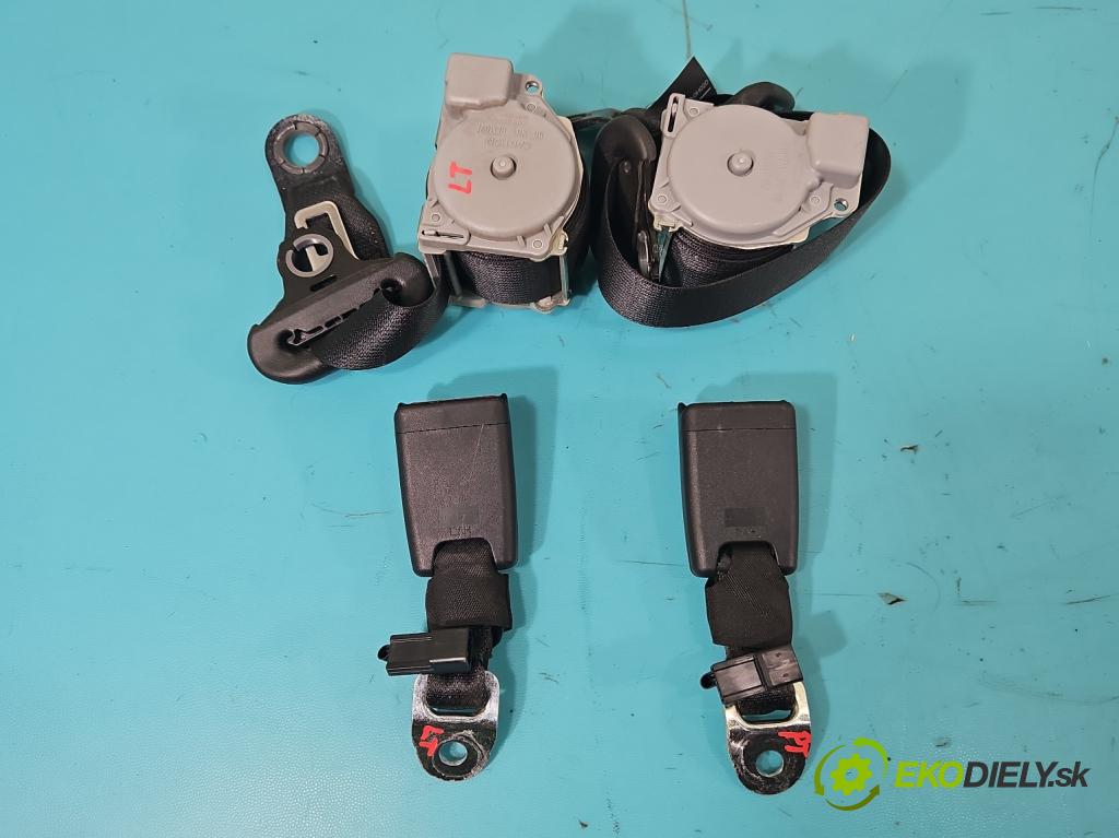 Toyota Aygo II 2014-2022 1.0 vvti 69KM manual 51 kW 998 cm3 5- Pohovka: zadné (Sedadlo)