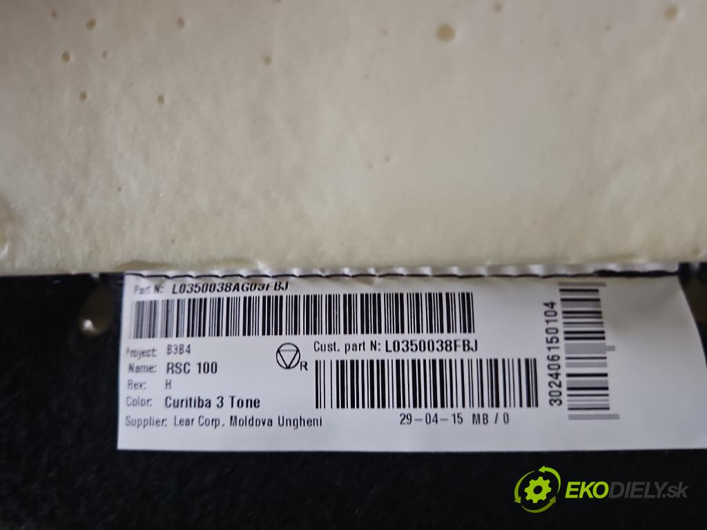 Toyota Aygo II 2014-2022 1.0 vvti 69KM manual 51 kW 998 cm3 5- Pohovka: zadné (Sedadlo)