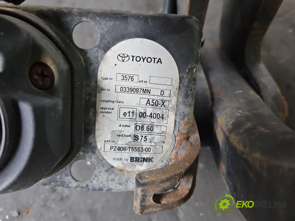 Toyota Avensis II T25 2003-2008 1.8 16V 129 HP manual 95 kW 1794 cm3 5- Hák: vlečení:  (Ťažné zariadenie)