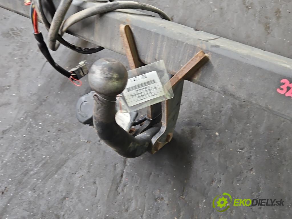 Toyota Avensis II T25 2003-2008 1.8 16V 129 HP manual 95 kW 1794 cm3 5- Hák: vlečení:  (Ťažné zariadenie)