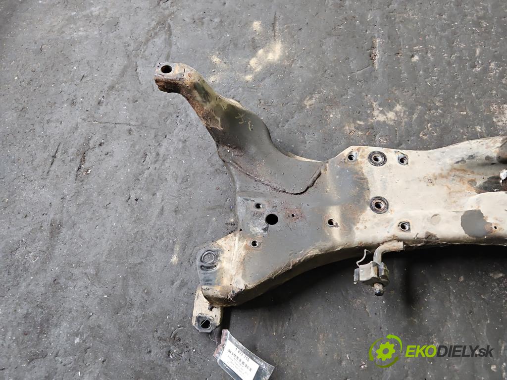 Mitsubishi Lancer VII 2001-2013 2.0 16V 135 HP manual 99 kW 1997 cm3 5- výstuha motora