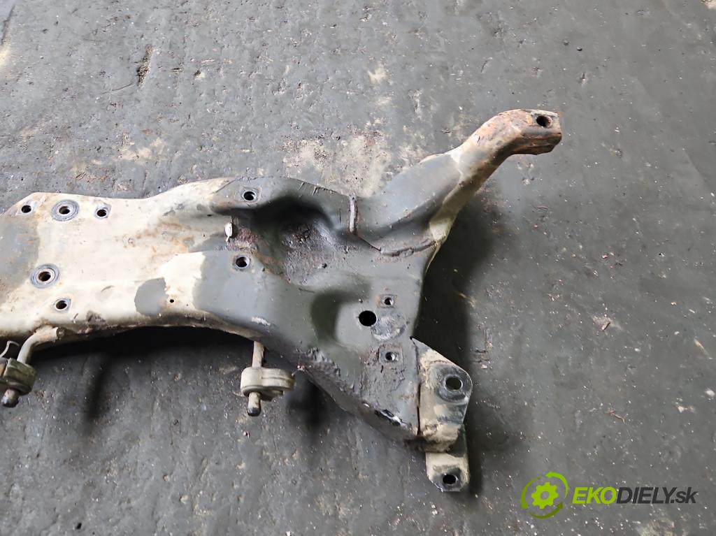 Mitsubishi Lancer VII 2001-2013 2.0 16V 135 HP manual 99 kW 1997 cm3 5- výstuha motora
