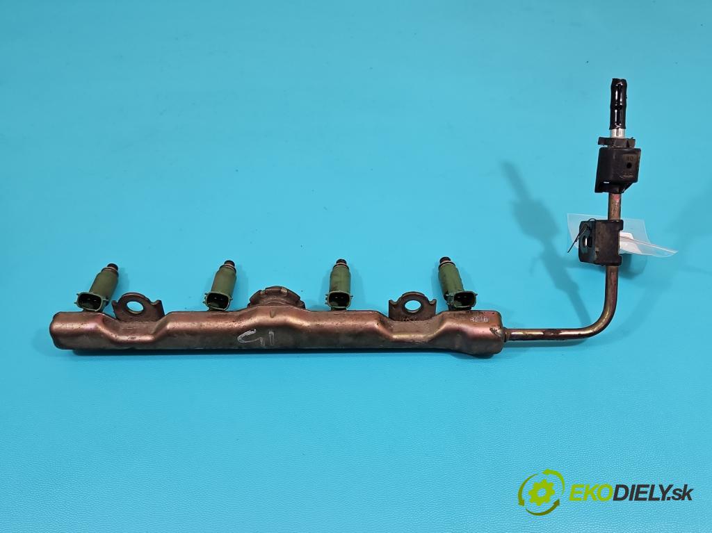 Toyota Avensis II T25 2003-2008 1.8 16V 129 HP manual 95 kW 1794 cm3 5- vstrek 23250-22040 (Vstrekovač paliva)