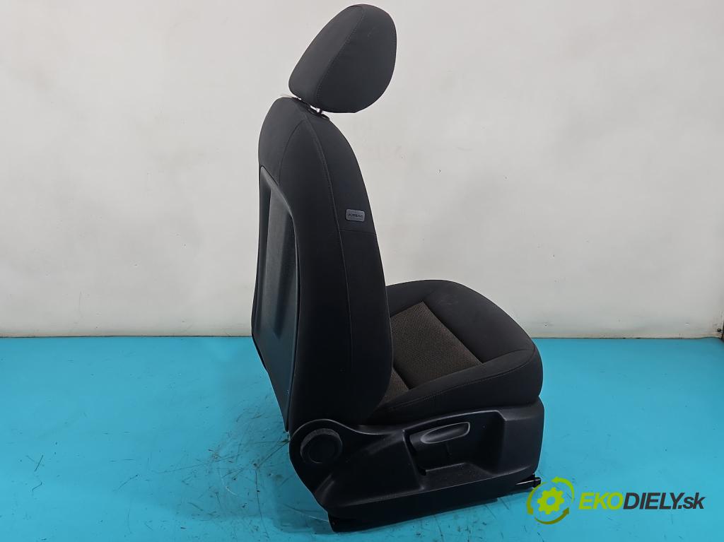 Audi Q3 2011-2018 2.0 tdi 177 HP automatic 130 kW 1968 cm3 5- Sedačka pravý  (Sedadlo)