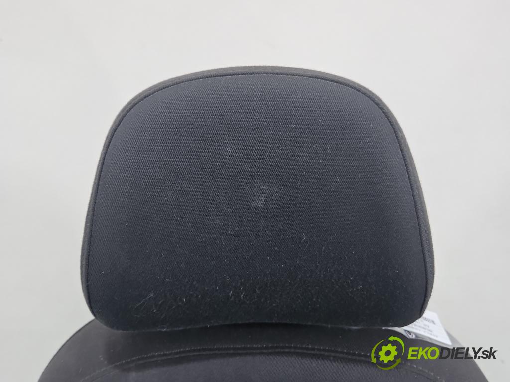 Audi Q3 2011-2018 2.0 tdi 177 HP automatic 130 kW 1968 cm3 5- Sedačka ľavý (Sedadlo)