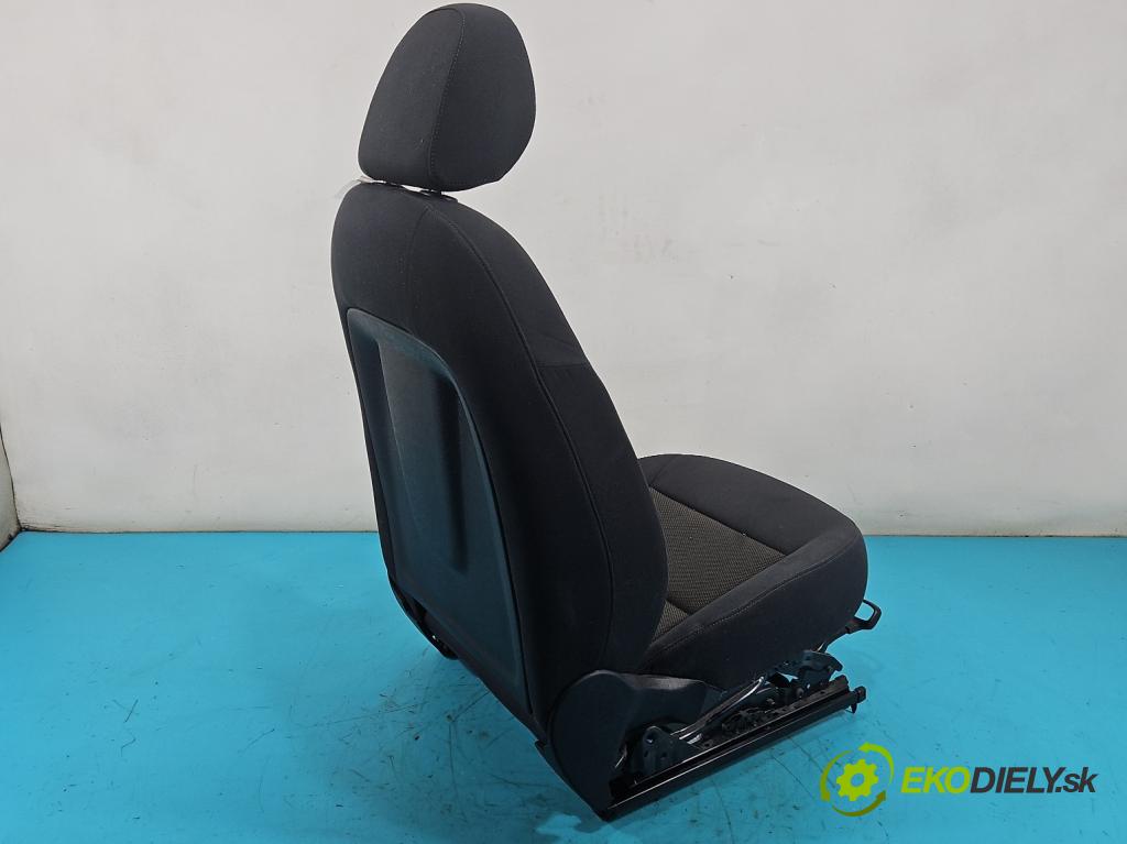 Audi Q3 2011-2018 2.0 tdi 177 HP automatic 130 kW 1968 cm3 5- Sedačka ľavý (Sedadlo)