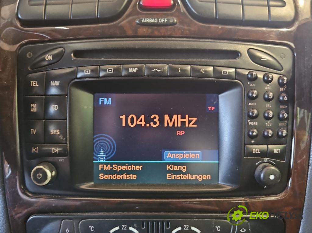 Mercedes C W203 2000-2007 2,2.0 CDI 116 HP manual 85 kW 2148 cm3 4- Radio originál 8618001123
