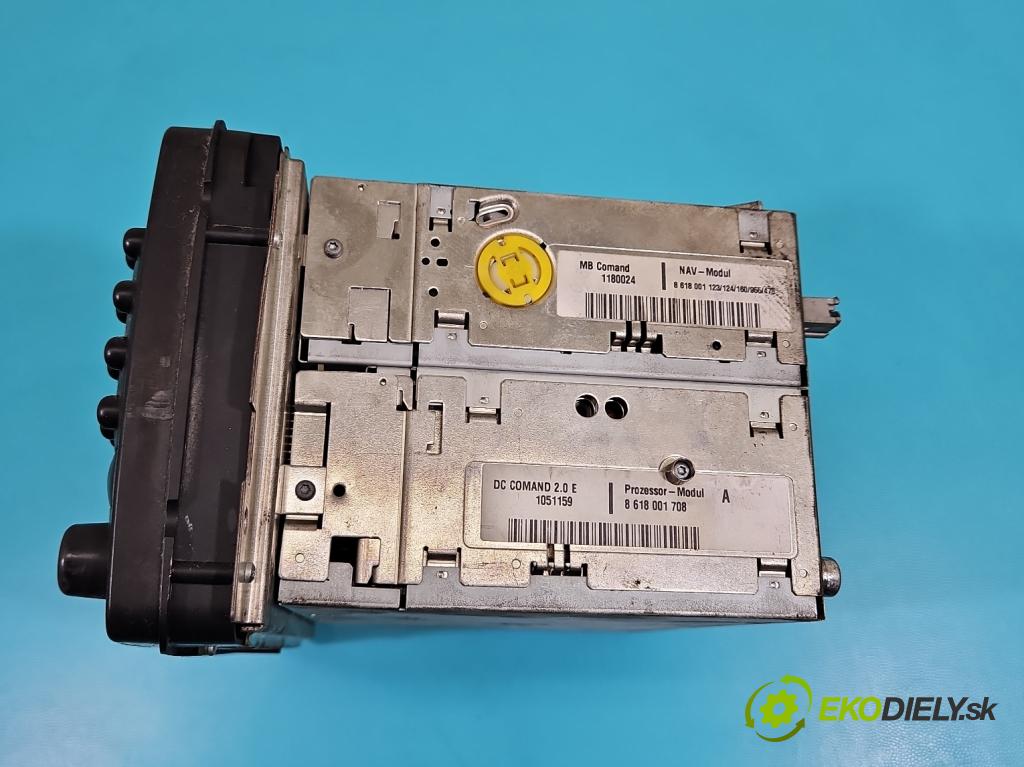 Mercedes C W203 2000-2007 2,2.0 CDI 116 HP manual 85 kW 2148 cm3 4- Radio originál 8618001123