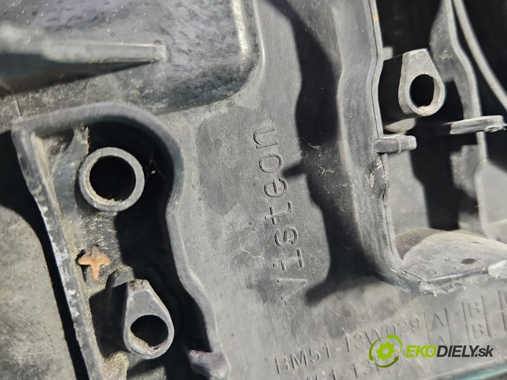 Ford Focus Mk3 2010-2018 2.0 tdci 116 hp automatic 85 kW 1997 cm3 5- světlo pravý BM51-13W029 (Pravé přední světlo)