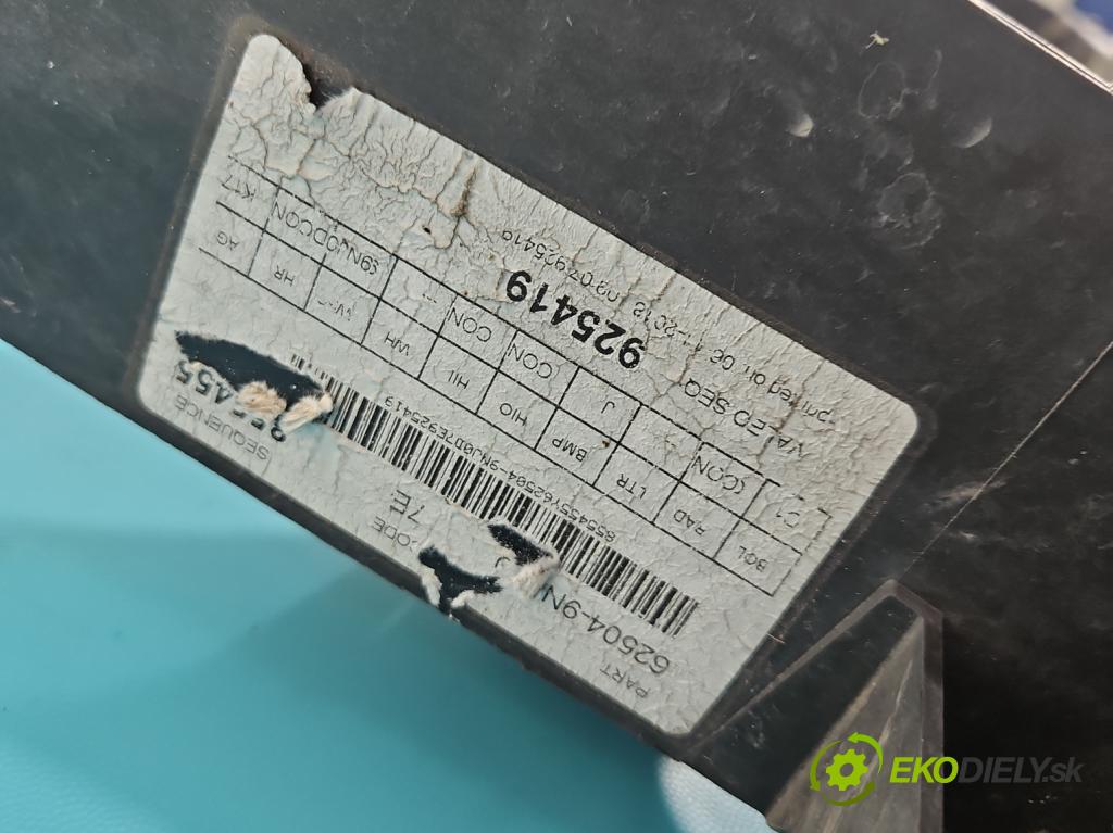 Infiniti QX60 2012- 3.5 V6 265KM automatic 195 kW 3498 cm3 5- stěna přední 62500-3JA0A (Přední výztuha)