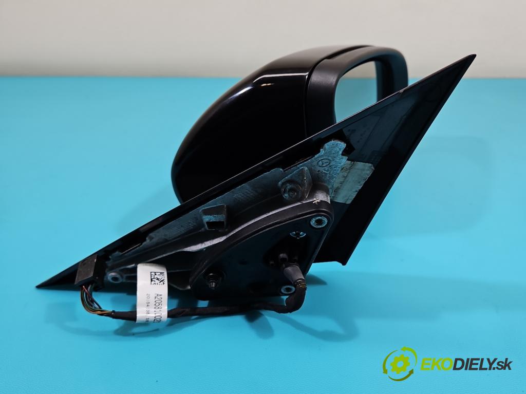 Mercedes C W205 2014–2021 2.0 16V 184 hp automatic 135 kW 1991 cm3 4- zpětné zrcátko pravé A2058100216 (Klika dveří ostatní)