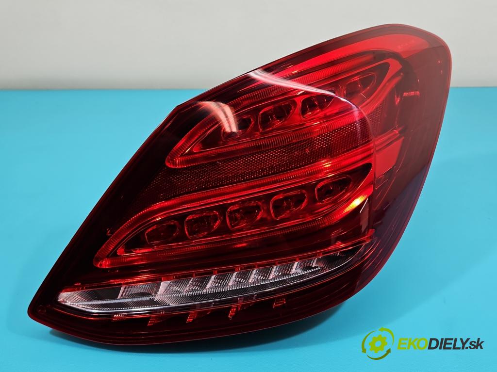 Mercedes C W205 2014–2021 2.0 16V 184hp automatic 135 kW 1991 cm3 4- svetlo / reflektor zadné pravé A2059060457R (Kľučka dverí ostatné)