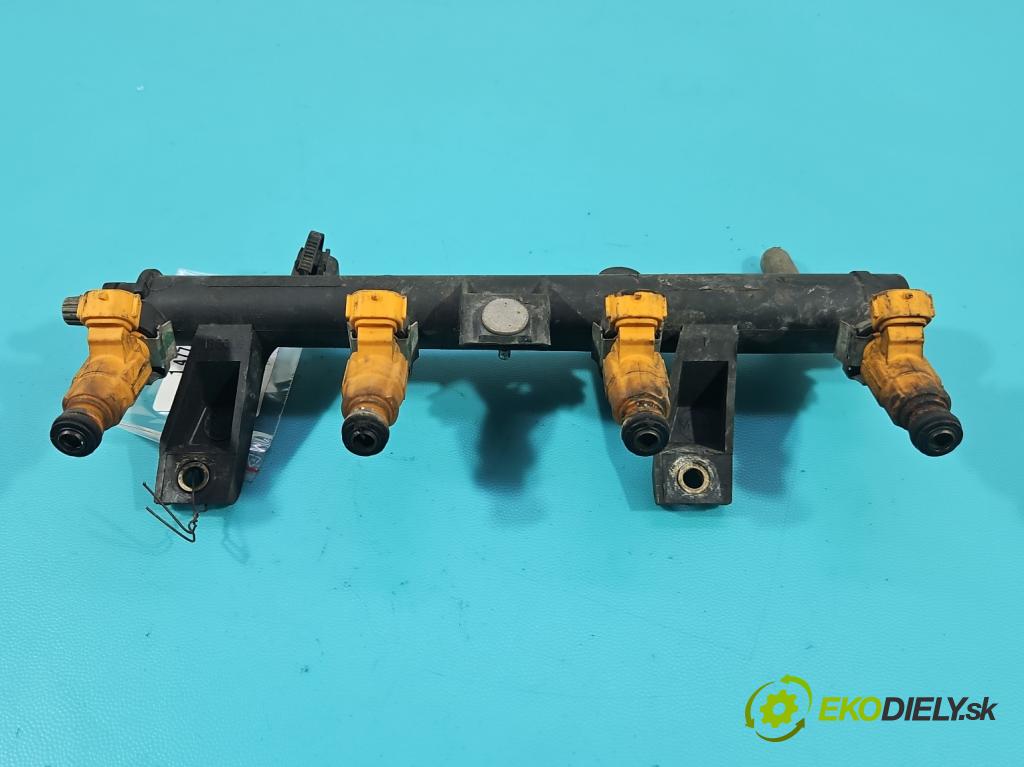 Peugeot 207 1.4 8V 73 HP manual 54 kW 1360 cm3 5- vstrek 0280156427 (Vstrekovač paliva)