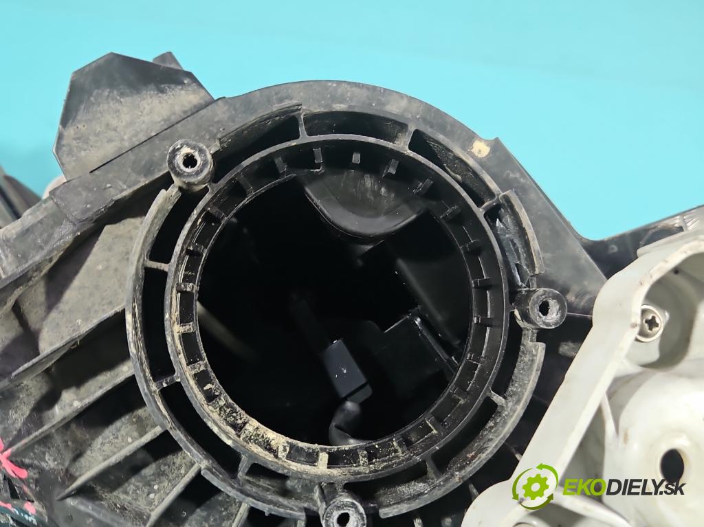 Infiniti QX60 2012- 3.5 V6 265KM automatic 195 kW 3498 cm3 5- světlo levý  (Klika dveří ostatní)