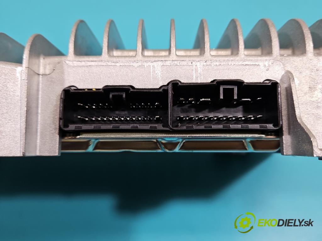 Infiniti QX60 2012- 3.5 V6 265KM automatic 195 kW 3498 cm3 5- Zesilovač: 280613JC0B (Zosilňovač)