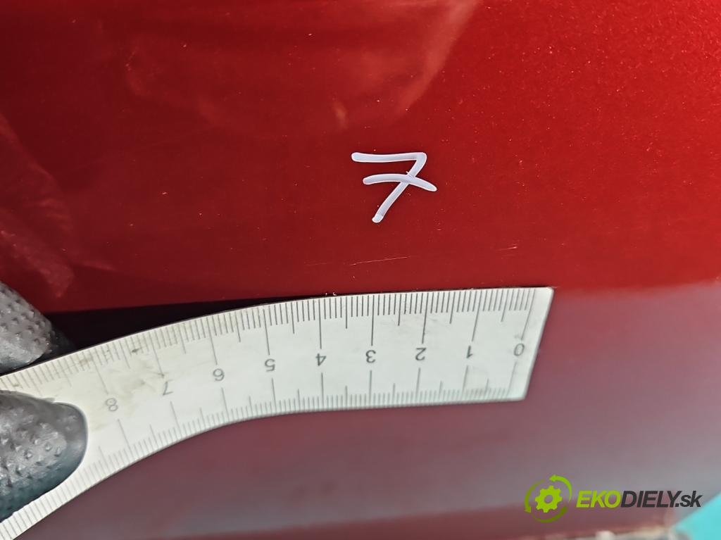 Vw Tiguan I 2007-2016 1.4 TSI 150 hp manual 110 kW 1390 cm3 5- dveře zadní pravé  (Klika dveří ostatní)
