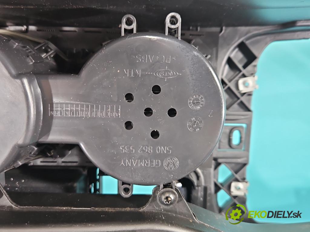 Vw Tiguan I 2007-2016 1.4 TSI 150 HP manual 110 kW 1390 cm3 5- operadlo 5N0862535 (Lakťová opierka)