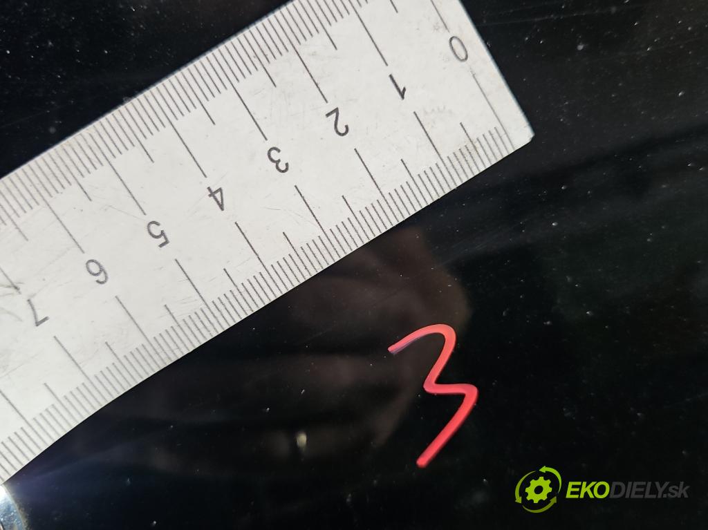 Infiniti QX60 2012- 3.5 V6 265KM automatic 195 kW 3498 cm3 5- zadní kufrové dveře  (Zadní kapota (kufr))