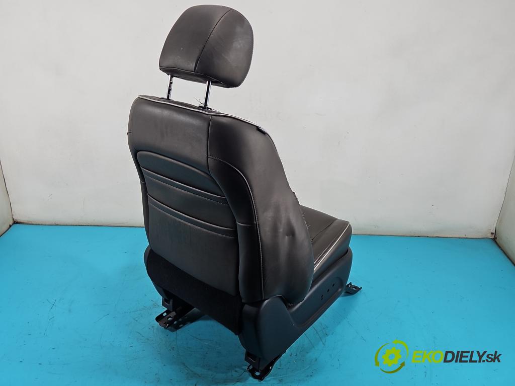 Infiniti QX60 2012- 3.5 V6 265KM automatic 195 kW 3498 cm3 5- Sedačka pravý  (Sedadlo)