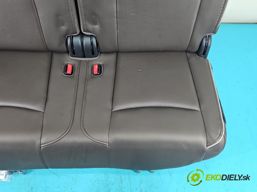 Infiniti QX60 2012- 3.5 V6 265KM automatic 195 kW 3498 cm3 5- Pohovka: zadné  (Sedadlo)