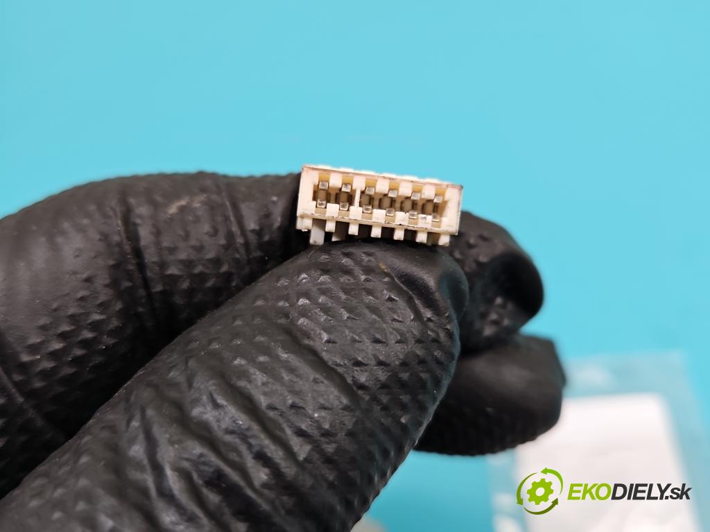 Skoda Superb II 2008-2015 2.0 tdi 140 HP manual 103 kW 1968 cm3 5- Spínačka 1K0905851B (Spínacia skrinka)