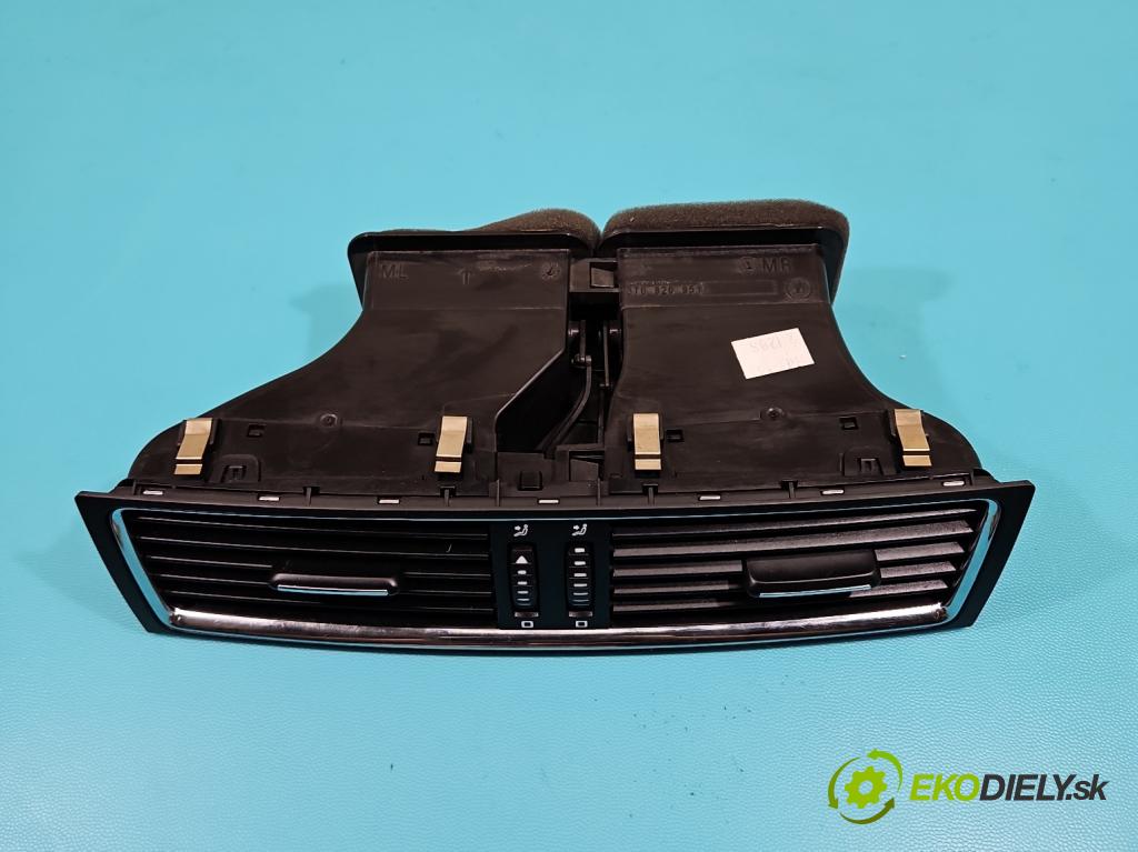 Skoda Superb II 2008-2015 2.0 tdi 140 HP manual 103 kW 1968 cm3 5- Mřížka: kúrenia stredová 3T0820951A (Mriežka kúrenia (fukár))