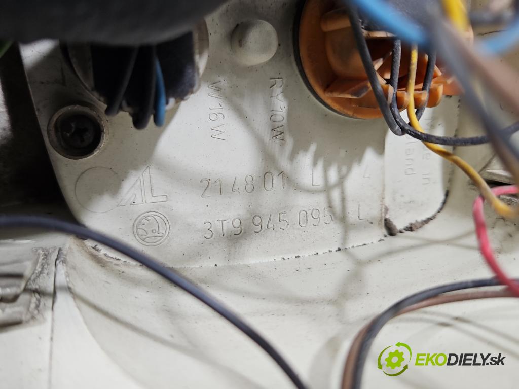 Skoda Superb II 2008-2015 2.0 tdi 140 HP manual 103 kW 1968 cm3 5- svetlo / reflektor zadné ľavé 3T9945095 (Kľučka dverí ostatné)