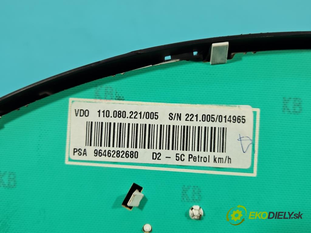 Peugeot 407 1,8.0 16V 116 HP manual 85 kW 1749 cm3 5- prístrojovka/ budíky 9646282680 (Prístrojová doska)