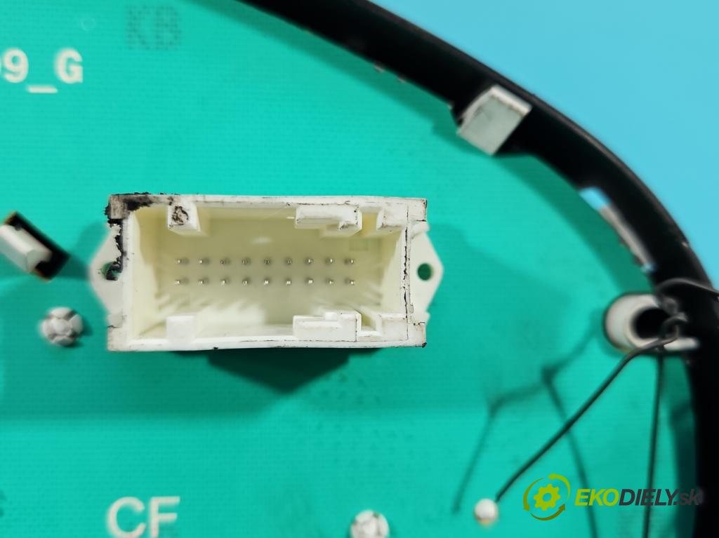 Peugeot 407 1,8.0 16V 116 HP manual 85 kW 1749 cm3 5- prístrojovka/ budíky 9646282680 (Prístrojová doska)