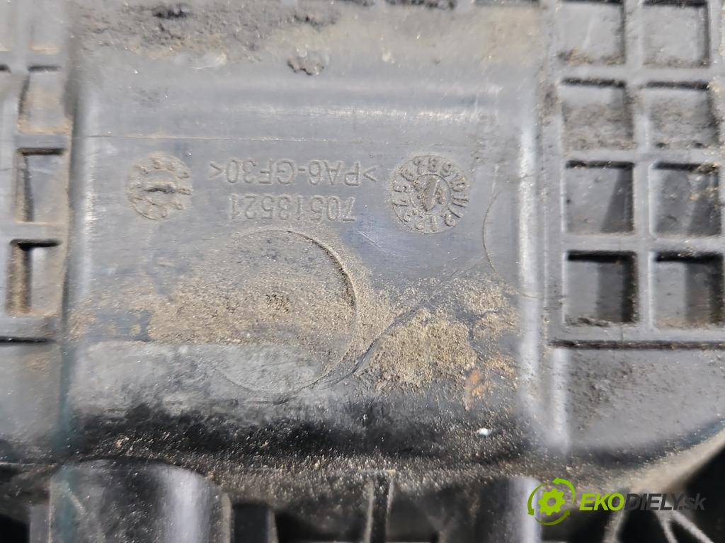 Audi A7 4G 2010-2018 4.0 V8 TFSI 420hp automatic 309 kW 3993 cm3 5- potrubí sací 079145785H (Sací potrubí)