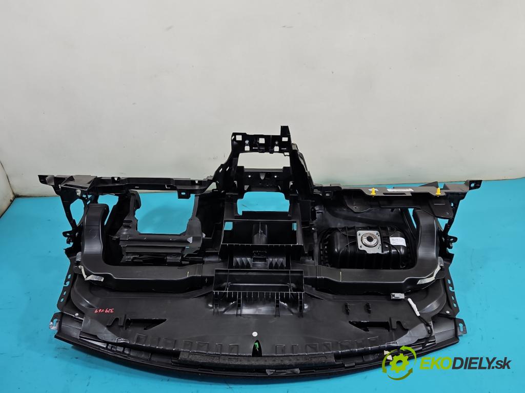 Ford Focus Mk3 2010-2018 2.0 tdci 116 hp automatic 85 kW 1997 cm3 5- kokpit,přistrojova deska