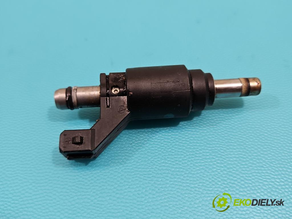 Opel Vectra C 2002-2008 2.2 16V 155 HP manual 114 kW 2198 cm3 5- vstrek 24404012 (Vstrekovač paliva)