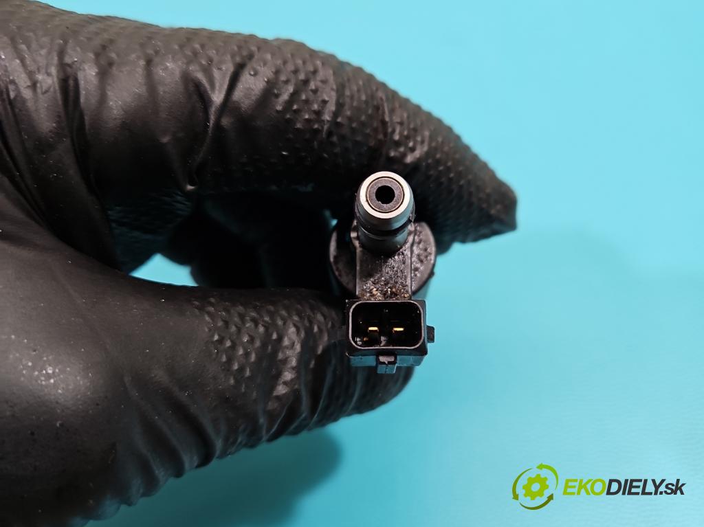 Opel Vectra C 2002-2008 2.2 16V 155 HP manual 114 kW 2198 cm3 5- vstrek 24404012 (Vstrekovač paliva)