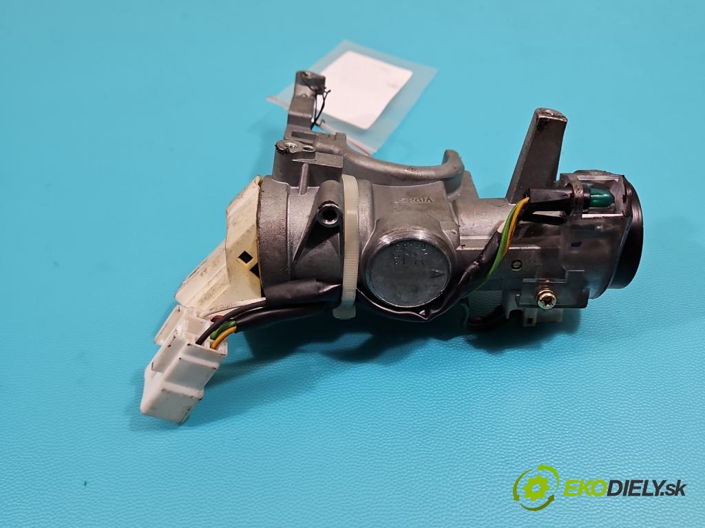 Kia Carens II 2002-2006 2.0 16V 139 HP manual 102 kW 1975 cm3 5- Spínačka (Spínacia skrinka)