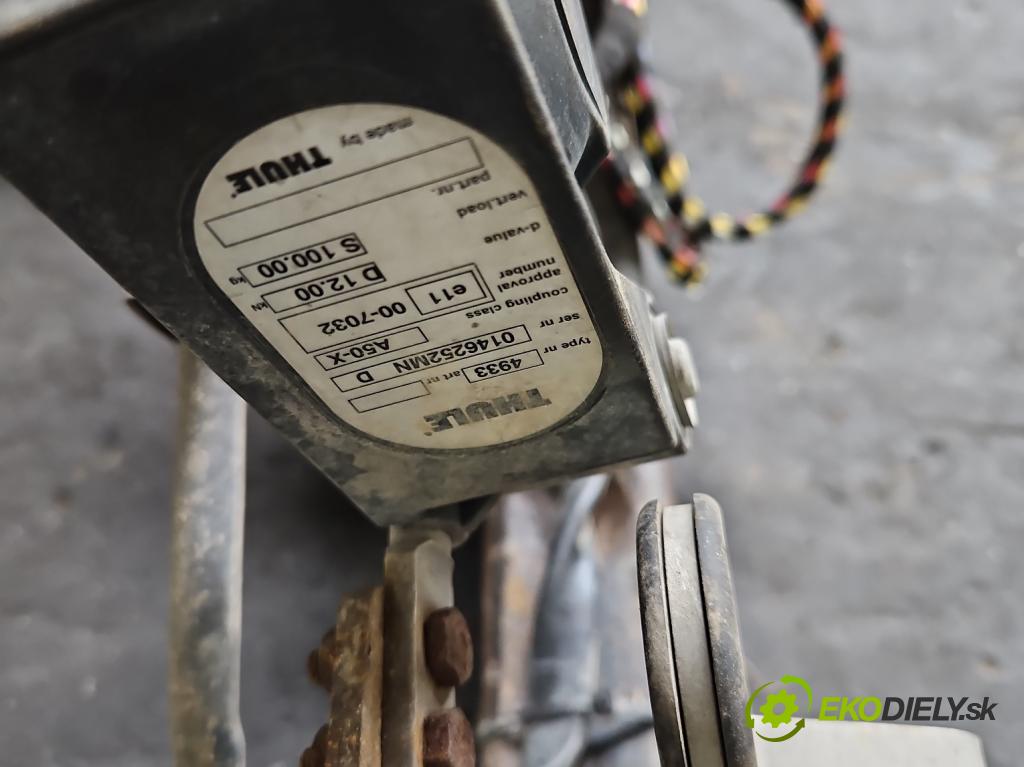 Vw Tiguan I 2007-2016 1.4 TSI 150 hp manual 110 kW 1390 cm3 5- oko tažné  (Tažné zařízení)