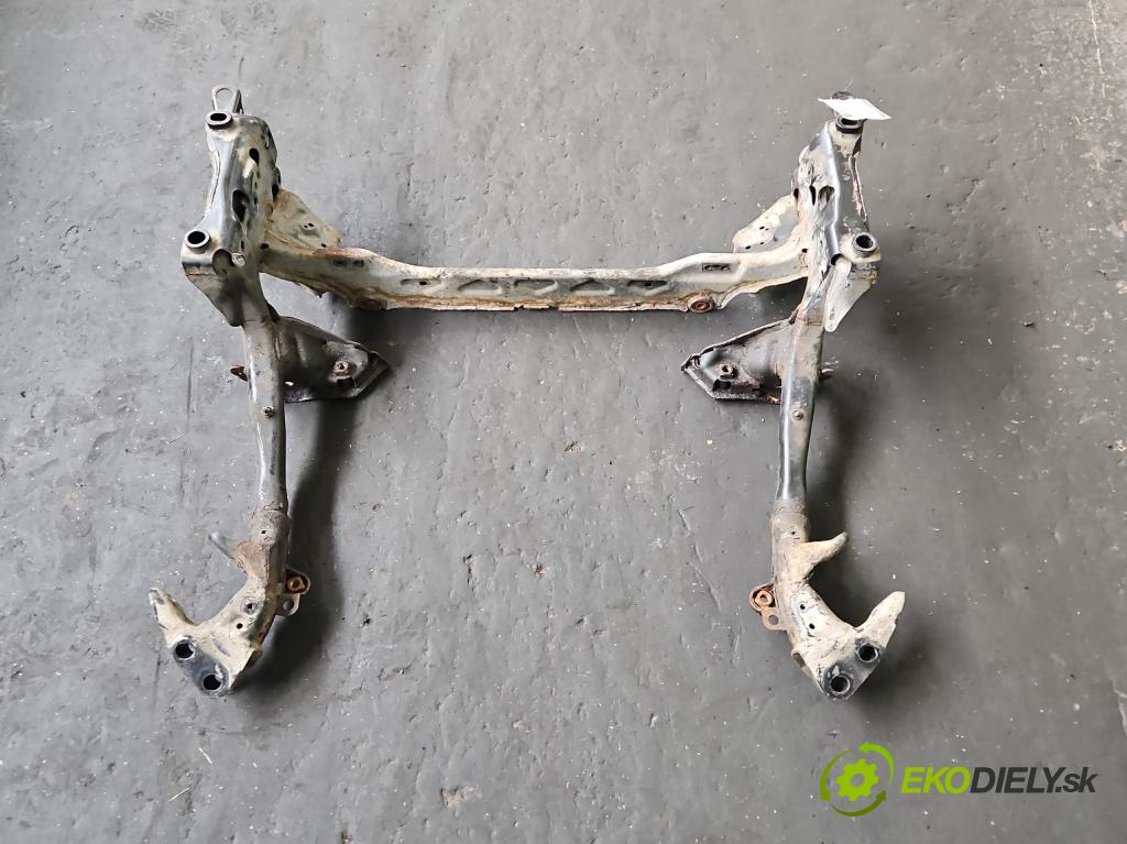 Audi A7 4G 2010-2018 4.0 V8 TFSI 420hp automatic 309 kW 3993 cm3 5- výztuha motoru 