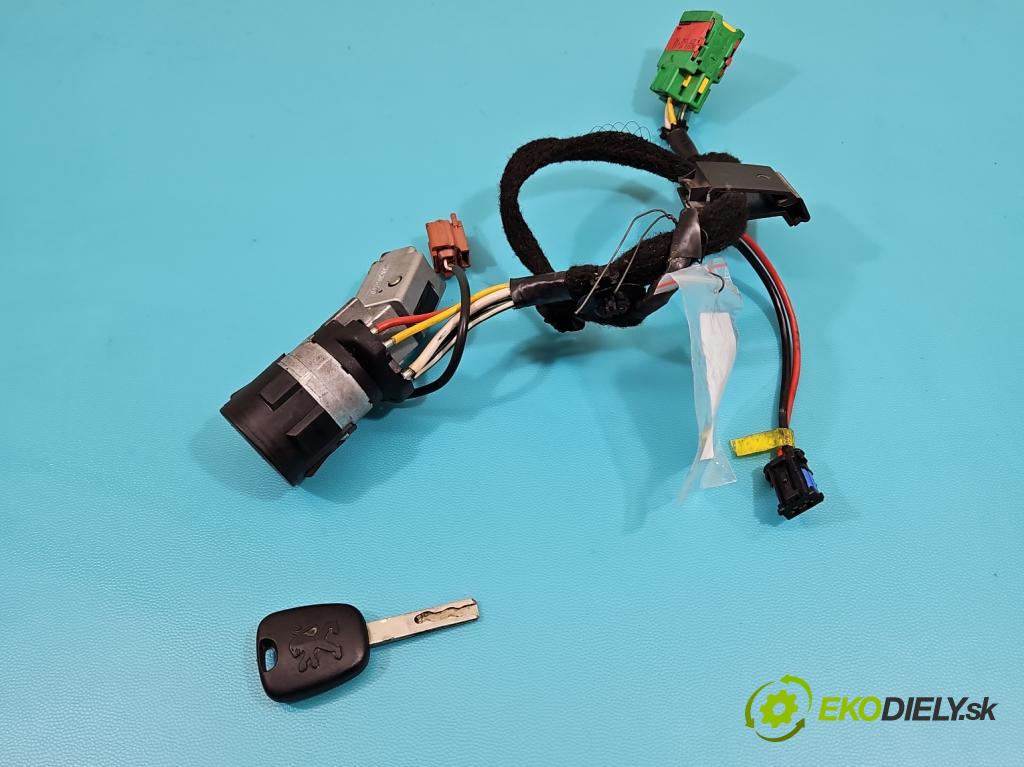 Peugeot 307 1.6 16V 109 HP manual 80 kW 1587 cm3 3- Spínačka  (Spínacia skrinka)