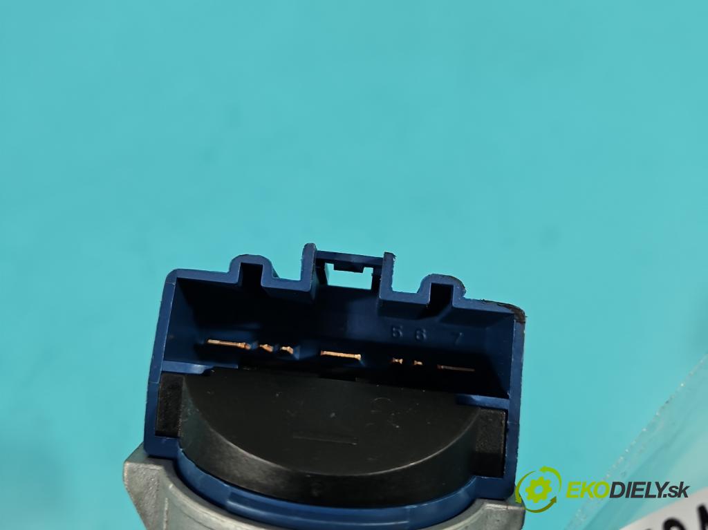 Ford Focus Mk3 2010-2018 2.0 tdci 116 HP automatic 85 kW 1997 cm3 5- Spínačka 6E5T-15607-CA (Spínacia skrinka)