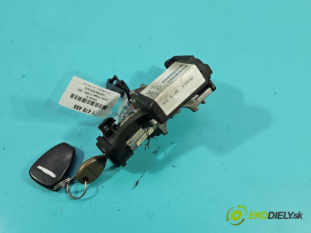 Chrysler Voyager IV 2000-2007 2.8 CRD 150 HP automatic 110 kW 2776 cm3 5- Spínačka P04727338AE (Spínacia skrinka)