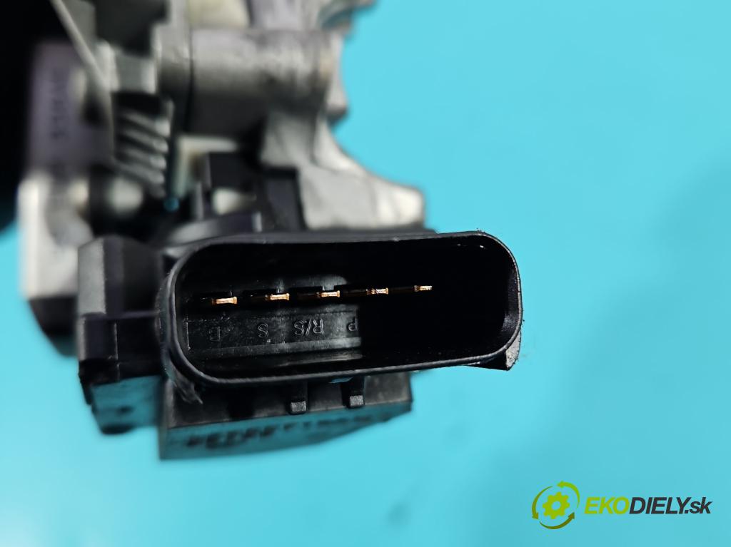 Chrysler Voyager IV 2000-2007 2.8 CRD 150 HP automatic 110 kW 2776 cm3 5- Spínačka P04727338AE (Spínacia skrinka)