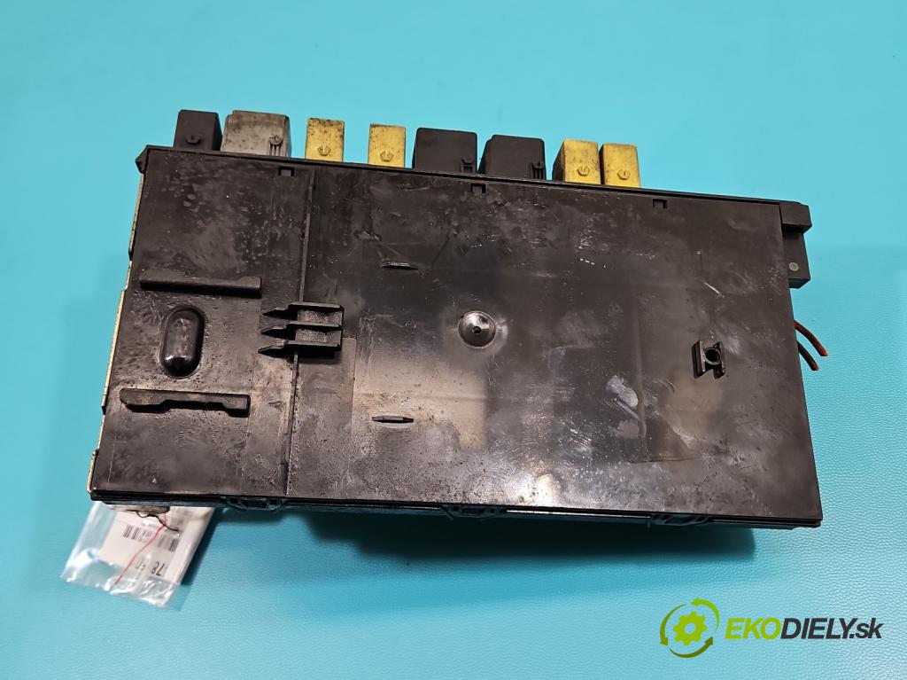 Mercedes C W203 2000-2007 2,2.0 CDI 116 hp manual 85 kW 2148 cm3 4- skříňka pojistková 5DK008485-40 (Pojistkové skříňky)