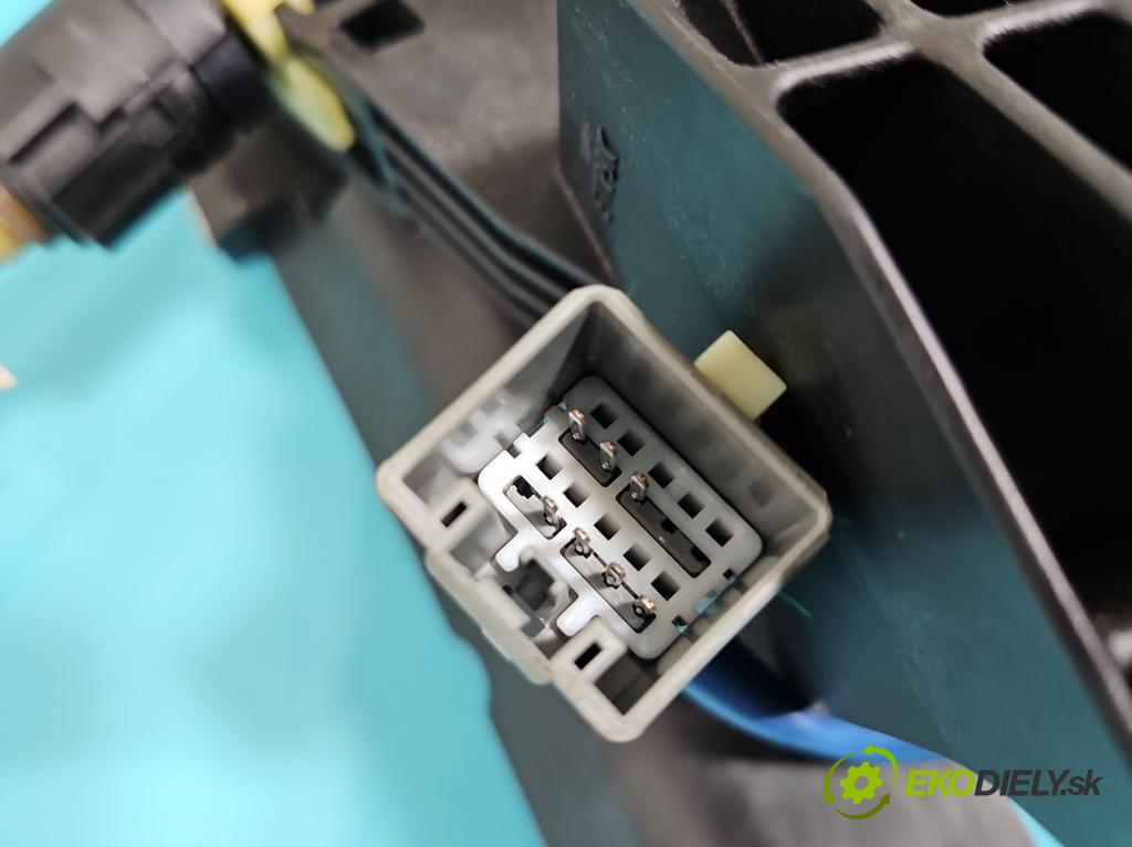 Ford Focus Mk3 2010-2018 2.0 tdci 116 HP automatic 85 kW 1997 cm3 5- Páka: Změny: stupeň,rýchlosť BV6P7E395CB (Rýchlostná páka (kulisa))