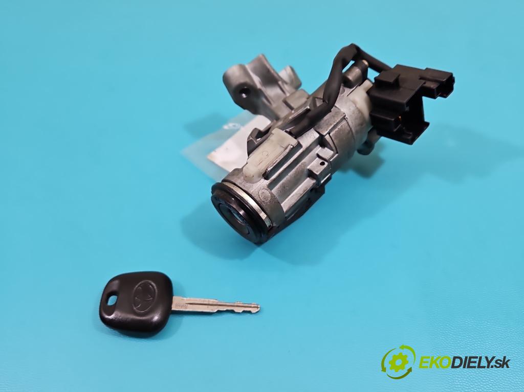 Toyota Yaris I 1999-2005 1.3 vvti 87 HP manual 64 kW 1298 cm3 3- Spínačka  (Spínacia skrinka)