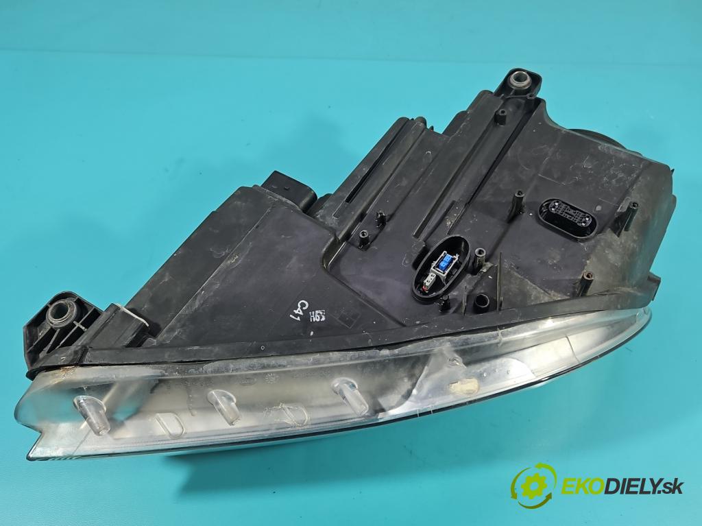 Vw Tiguan I 2007-2016 1.4 TSI 150 hp manual 110 kW 1390 cm3 5- světlo pravý 5N1941032K (Pravé přední světlo)