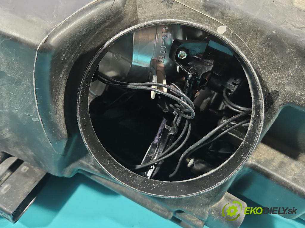 Vw Tiguan I 2007-2016 1.4 TSI 150 hp manual 110 kW 1390 cm3 5- světlo pravý 5N1941032K (Pravé přední světlo)