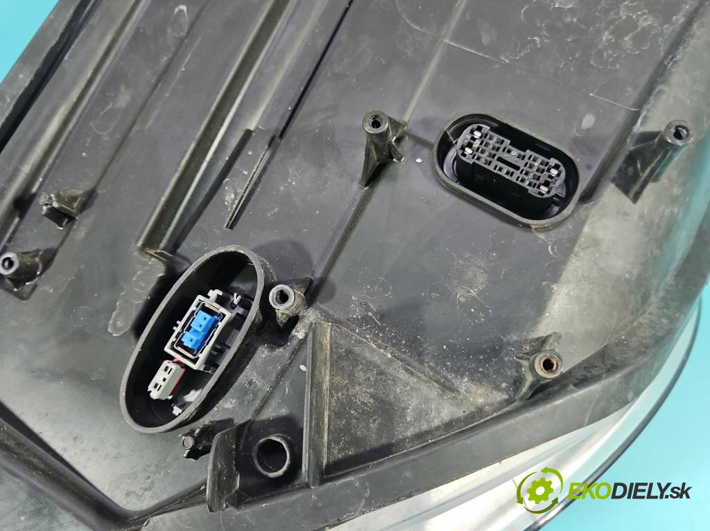 Vw Tiguan I 2007-2016 1.4 TSI 150 hp manual 110 kW 1390 cm3 5- světlo pravý 5N1941032K (Pravé přední světlo)