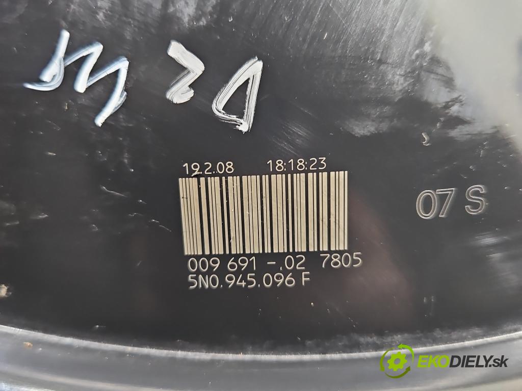 Vw Tiguan I 2007-2016 1.4 TSI 150 hp manual 110 kW 1390 cm3 5- světlo zadní pravé 5N0945096F (Klika dveří ostatní)