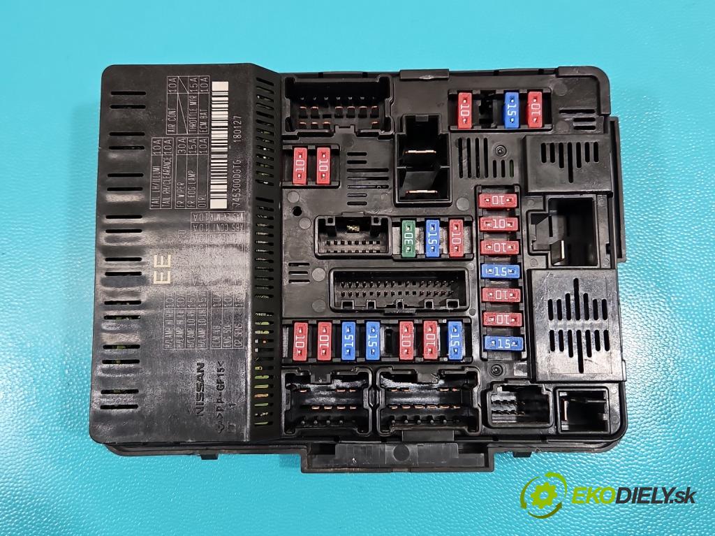 Infiniti QX60 2012- 3.5 V6 265KM automatic 195 kW 3498 cm3 5- skříňka pojistková 284B7-3JV2D (Pojistkové skříňky)