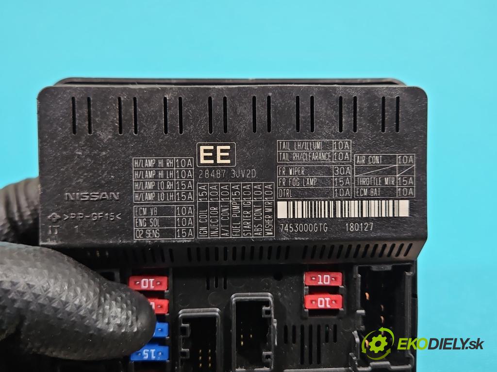 Infiniti QX60 2012- 3.5 V6 265KM automatic 195 kW 3498 cm3 5- skříňka pojistková 284B7-3JV2D (Pojistkové skříňky)