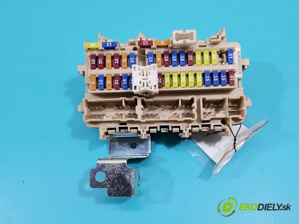 Infiniti QX60 2012- 3.5 V6 265KM automatic 195 kW 3498 cm3 5- skříňka pojistková 24350-9NA0B (Pojistkové skříňky)